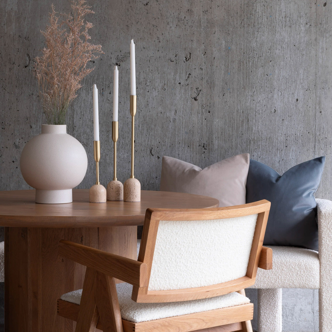 Accessoire décoratif VESTA en travertin naturel et laiton satiné plaqué — CAN184 — Luminaire Expert